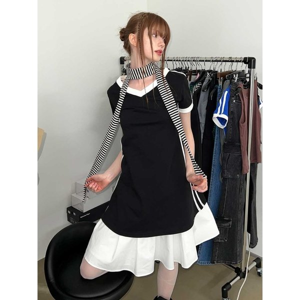 V NECK LINE OPS (BLACK)