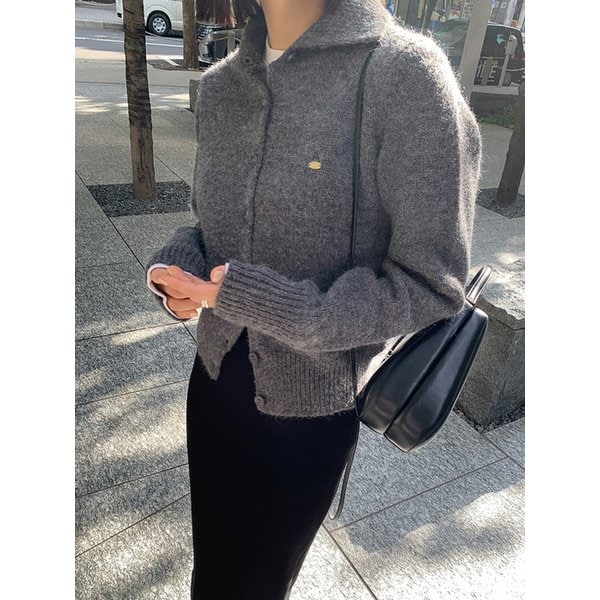 도톰소프트 하이넥 가디건_CHARCOAL