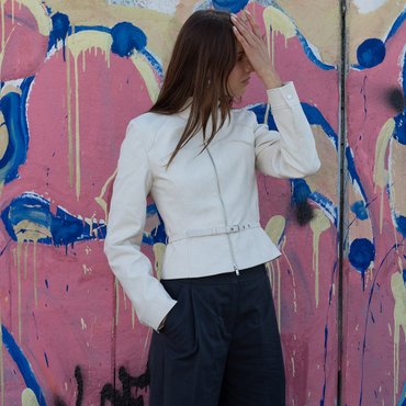 레이브 Leather Slim Racing Jacket in Ivory VL4AJ091-03