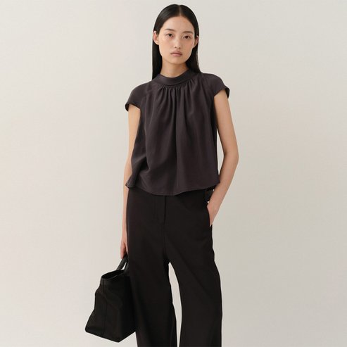 킨더살몬 Gather Blouse Dark-Navy