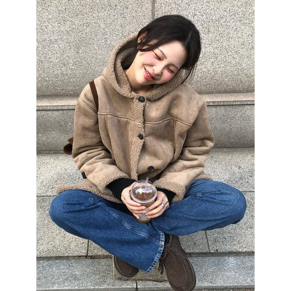 [은현 PICK!] 베일리 후드 무스탕 코트 ( 2 colors )