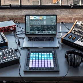 novation 노베이션LAUNCH PAD PRO MK3 Ableton Live 컨트롤러