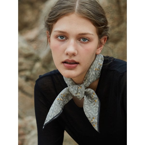 Familiar Old Thing Silk Wool Petit Scarf  [PMPsw-1431]