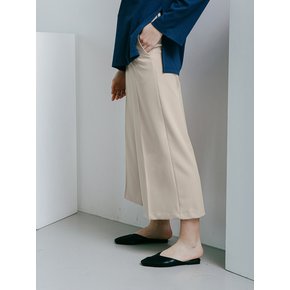 Wide Silhouette Slacks [Cream]