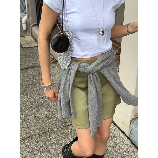SILKY MINI SKIRT - OLIVE