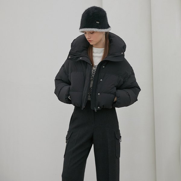 [시흥점] 여성 등판 레터링 포인트 볼륨 소매 크롭 점퍼 (EQ4NZ061)