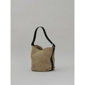 Belted Suede Carryall Medio