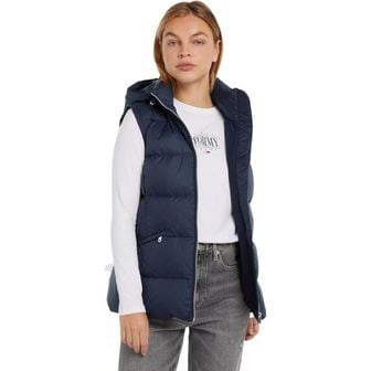  영국 타미힐피거 패딩 Tommy Hilfiger Women`s Feminine Mw Recycled Down Vest 1594108