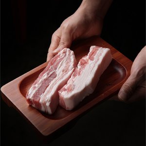  [자연맛남] 강원도 1등급 한돈 돼지고기 통삼겹살 500g(두께5-6cm)