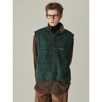 비욘드클로젯 [COLLECTION LINE] 레트로 체크 유니크 로고 하프 집업 플리스 그린