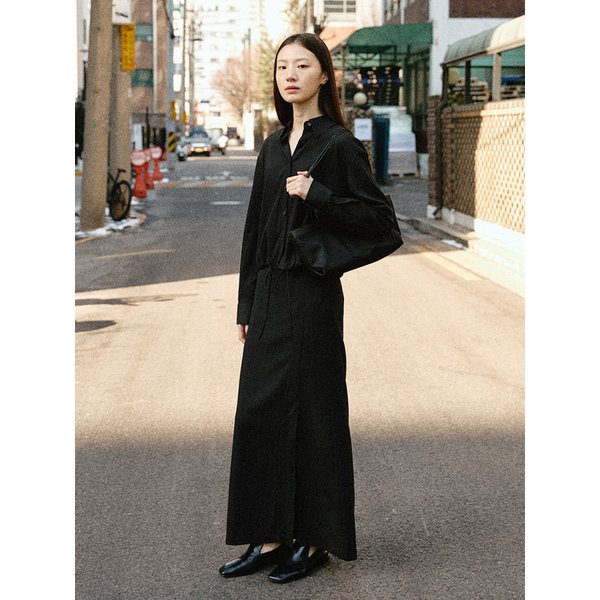 크링클 슬릿 롱 스커트_BLACK