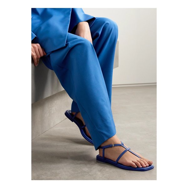 에머리 렘리 텍스처 가죽 샌들 로열 블루 46376663162857844
