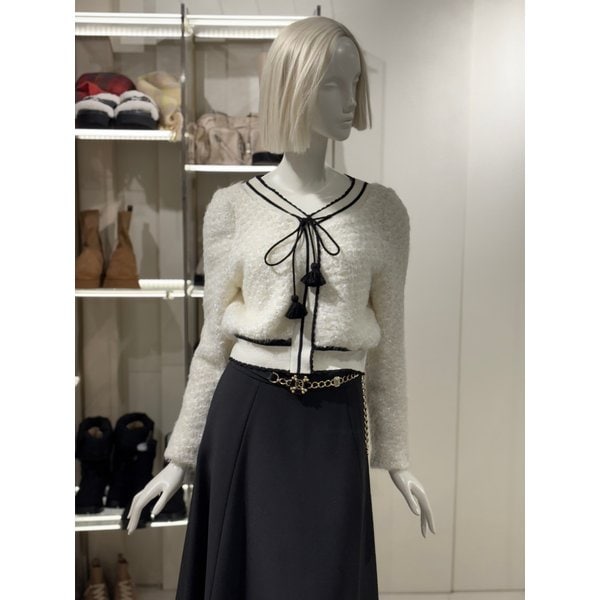 [파주점] 테슬 장식  포인트 라운드넥 니트(EQ4CL266)