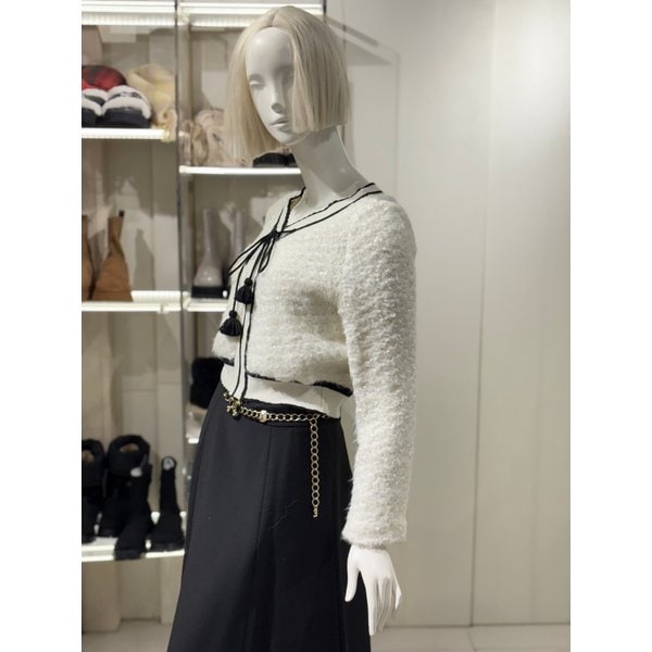 [파주점] 테슬 장식  포인트 라운드넥 니트(EQ4CL266)