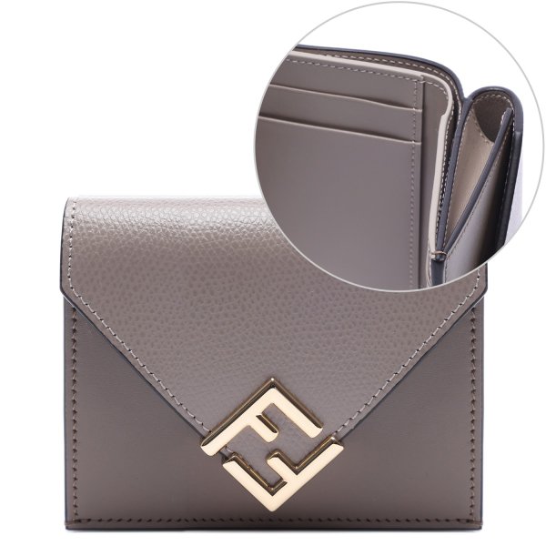 [부산점] 26SS 여성 FF 다이아몬드 트리폴드 반지갑 (8M0480 ALV4 F1N1G 26S)