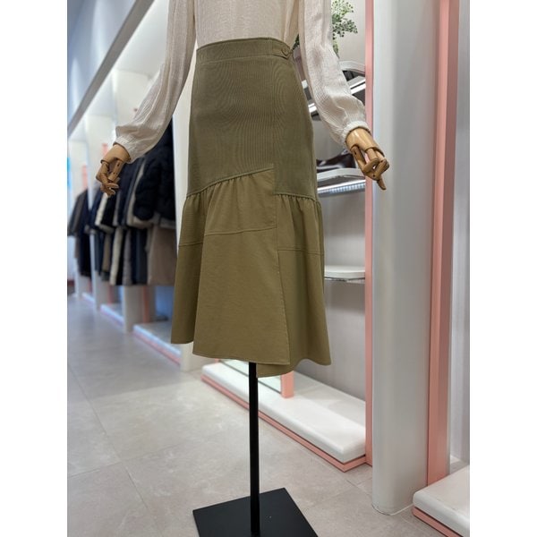 [여주점] 84% 할인 여성  텍스쳐 블록 스커트( ITN8WSK600)