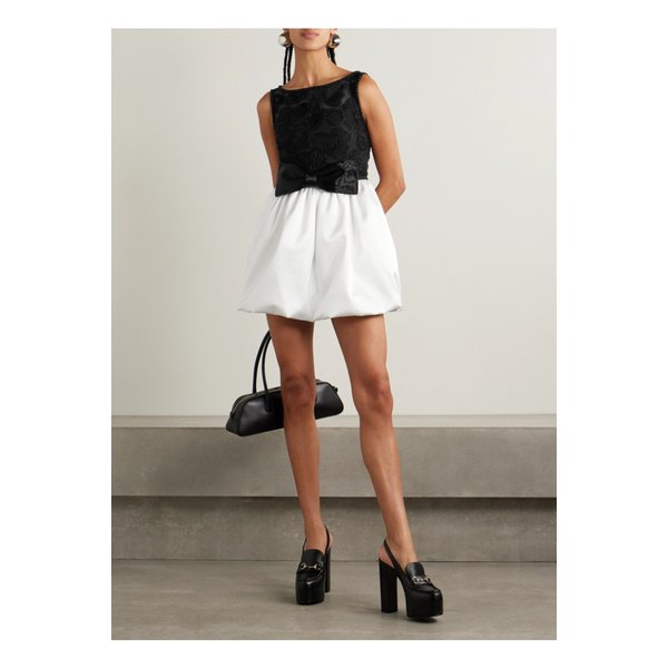 개더 새틴 장식 튤 미니 드레스 화이트 1647597358037053