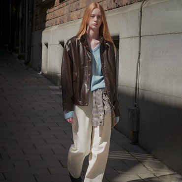 노운베러 Faux high neck leather jumper KNFW01JP02_Brown
