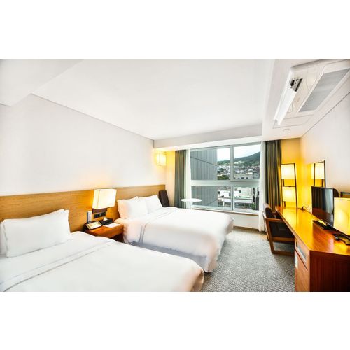 https://media.eoding.com/media/travelagent/663/imagecontent/디럭스트윈수정용1.jpg