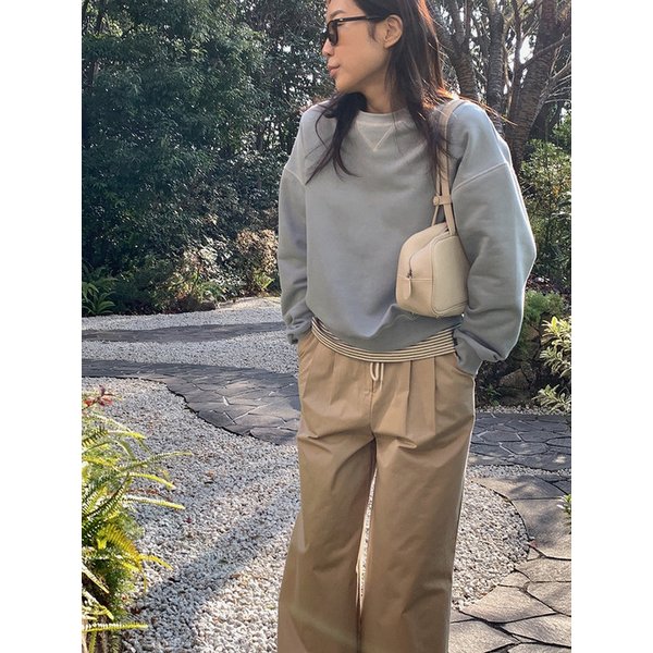 보이 스티치 맨투맨_MUTE SKY