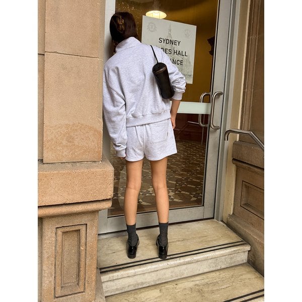 MUTE SWEAT SHORTS - LIGHT GRAY