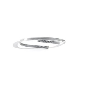SEWN SWEN SILVER SCRATCH LINE JAZZ BRACELET
