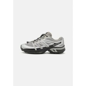 4332513 Salomon XT-WINGS 2 UNI - Trainers ghost gray/silver reflective/black 72705467