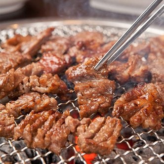 맛군 비법양념 듬뿍 국내산 뼈없는 돼지갈비 순살 갈비 300g* 2팩