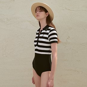 BOARDER COLLAR SWIMSUIT WH+BK