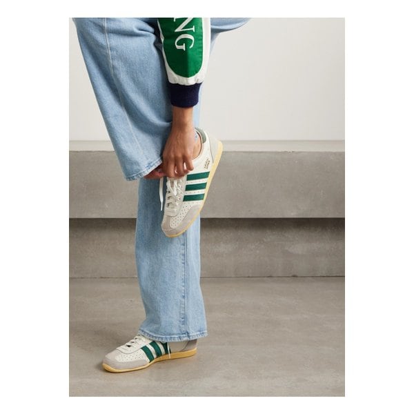 재팬 스웨이드 트리밍 퍼포레이티드 가죽 스니커즈 오프 화이트 1647597358657080