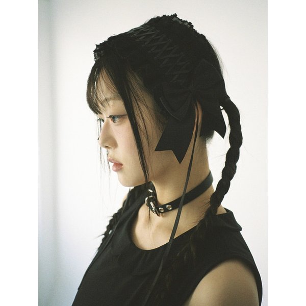 Gothic Lace-Up Headdress - BLACK