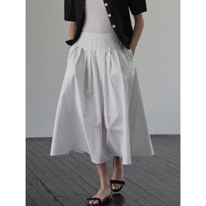 Tuck pleats long skirt - White