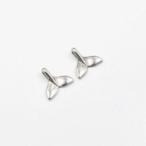 1-1-072 써지컬 펜던트 민자 고래꼬리 18x17mm