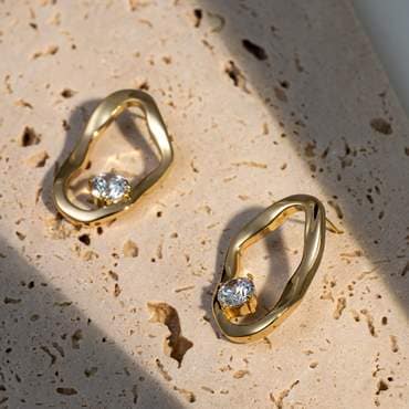 서림아트 [Abstract] Waves Bold S.Diamond Earring