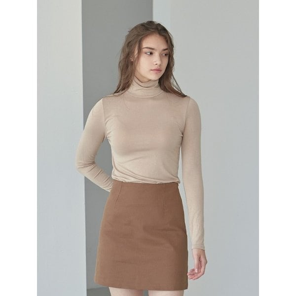 SLIM MINIMAL TURTLENECK_BEIGE