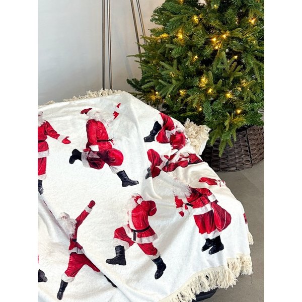 Santas busy day blanket (Horizontal)