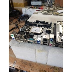 중고 GIGABYTE  GA-H81M-S2PV 팝니다.