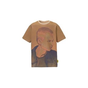 오니츠카타이거 남녀 공용 그래픽 프린트 반팔 티셔츠 브라운 2183B564.200