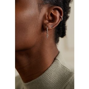 Tiny 18-karat White Gold Diamond Earring 화이트 골드 17957409490480124