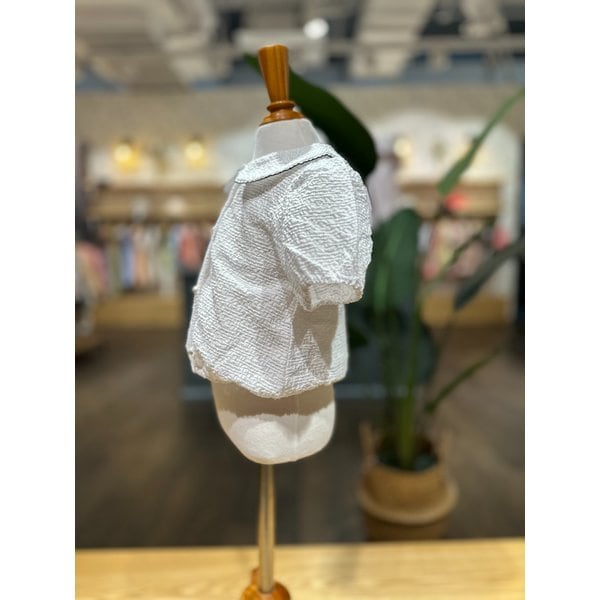 [파주점] (IV)루즈페-퍼프소매크롭블라우스 7431931203