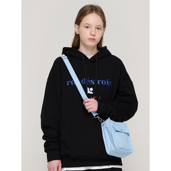 탭 스퀘어 미니 숄더 크로스백 (스카이블루)