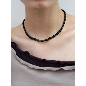 Black Bloom Oval Necklace