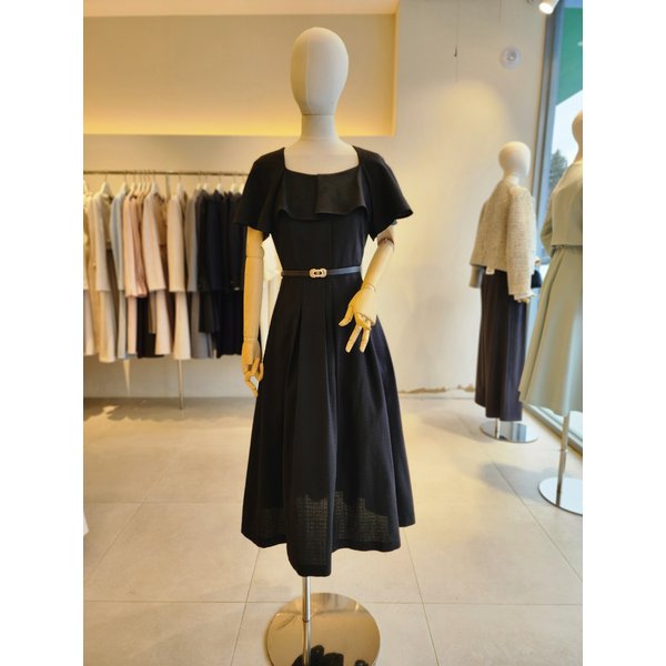 [여주점] [JJ 지고트] 여성 케이프 스퀘어넥 플레어 원피스 GR5A0OP561