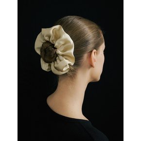 Silk Scrunchie (M) - Champagne Beige