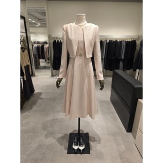 지고트 [파주점] 스퀘어 플레어 원피스 + 재킷 세트 JS2B0OP214