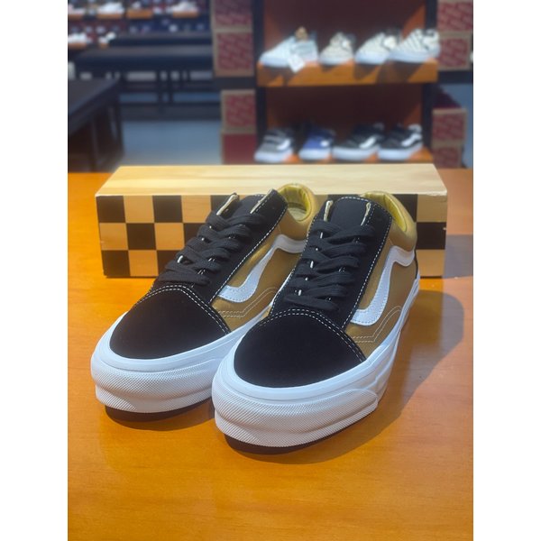 [여주점] (남여공용) 스니커즈 프리미엄 올드스쿨36 LX (브라운) (VN000CNGD3W)