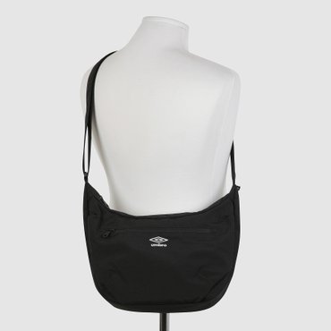 엄브로 남녀공용 미니 포켓 호보백 UQ123CBG14BLK