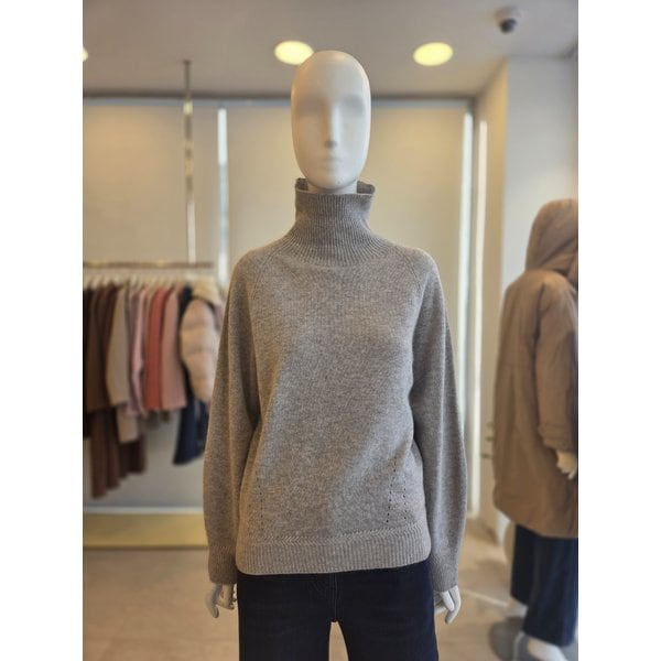 [여주점] [더 아이잗] 여성 라쿤 블렌드 홀가먼트 하이넥 니트(IRBA1PO091)