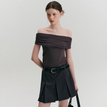 룩캐스트 세인 오프숄더 언발 티셔츠_차콜 / SEIN OFFSHOULDER UNBAL T-SHIRT_CHARCOAL