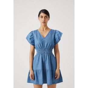 4500044 GAP SMOCK MINI DRESS - Denim dress light blue denim